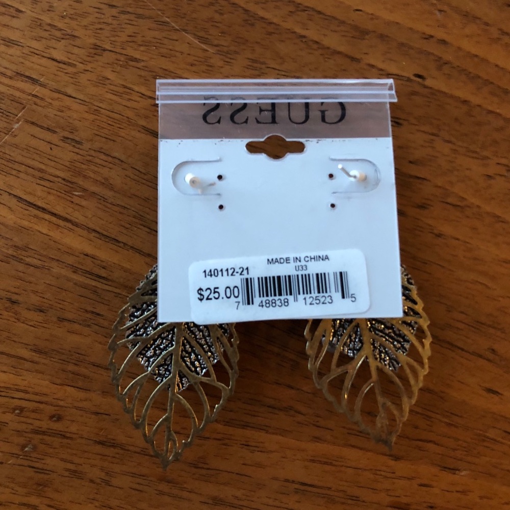 Guess earrings - Picture 7 of 8